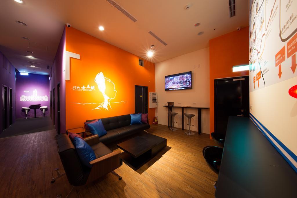 Sleepbox Hostel